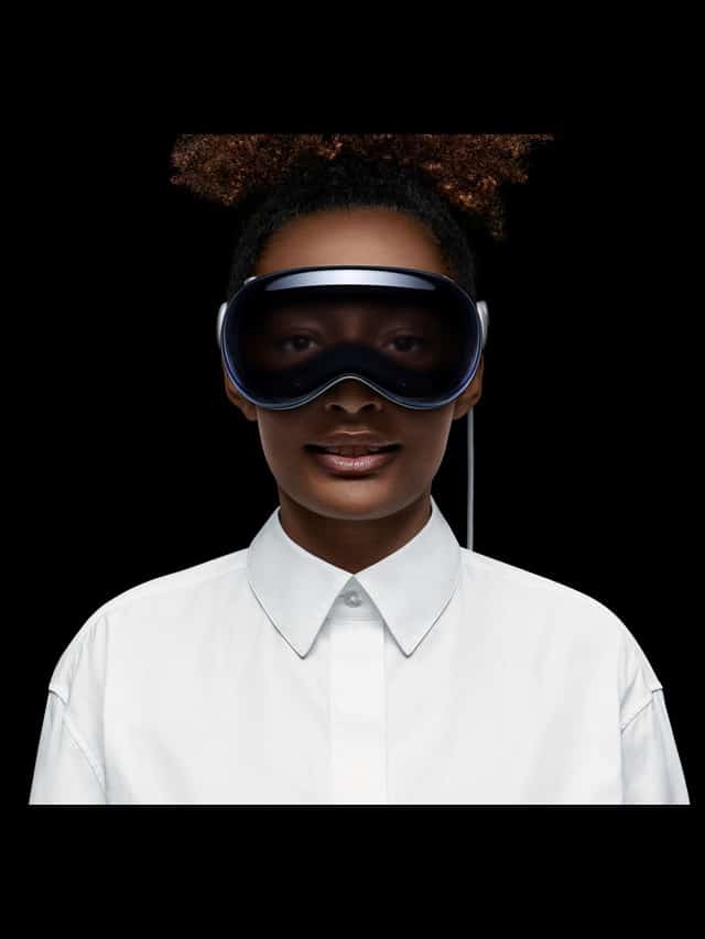 portrait_base__bwsgtdddcl7m_large